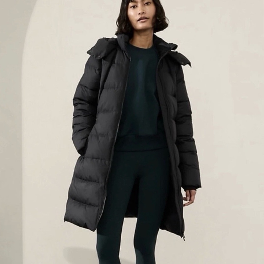 Athleta Women's Black Puffer Jacket